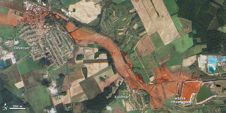 Devecser és Kolontár térsége a vörösiszap katasztrófa után. Fotó: wikipedia