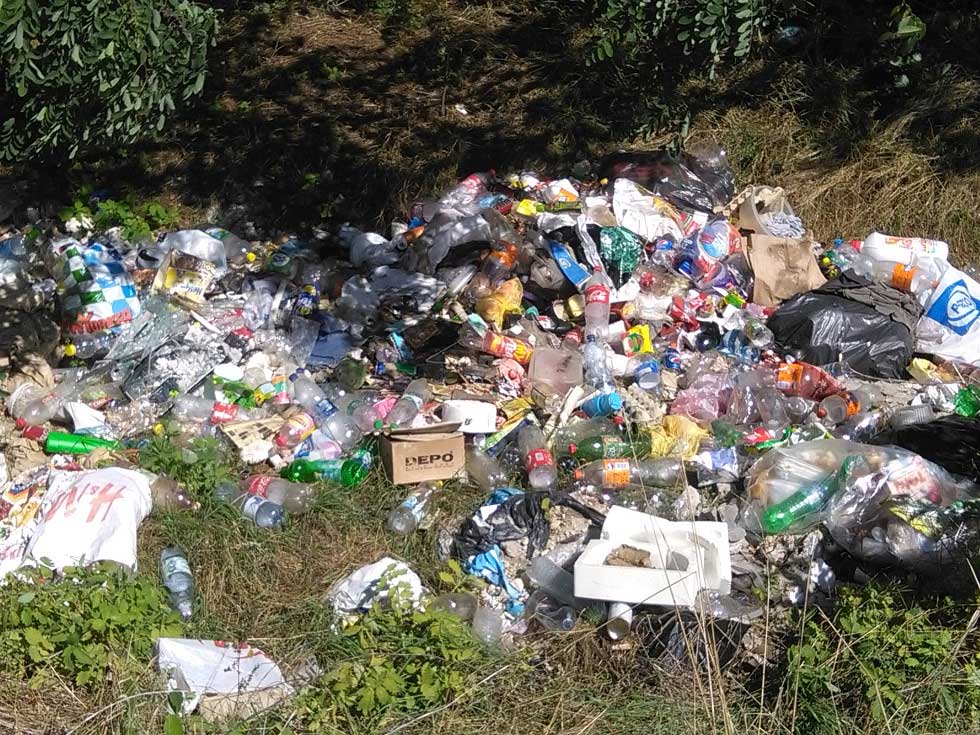 Gyál Vasút utca - A gyáli hulladékvadászunk ismét lecsapott