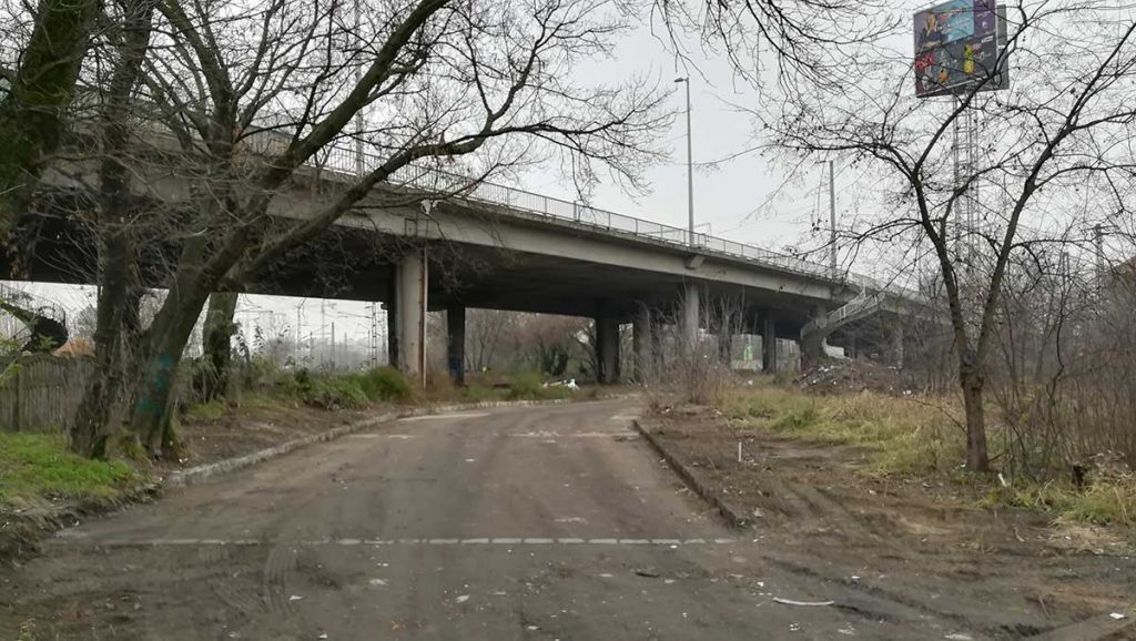 A fénykép november 25-én készült a Hungária körúti felüljáró alatti területről. / Fotó: hulladekvadasz.hu
