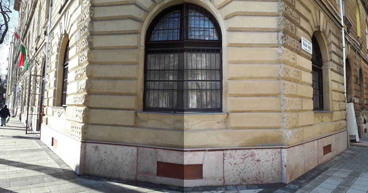 A Huba és Rózsafa utca sarka. A kép jobb oldalán kikandikál a magára hagyott hűtőszekrény. / Fotó: hulladekvadasz.hu